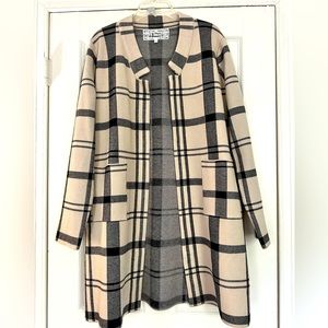 Pink Martini "CarJacket" in a timeless plaid pattern. Mid-length, Size L.